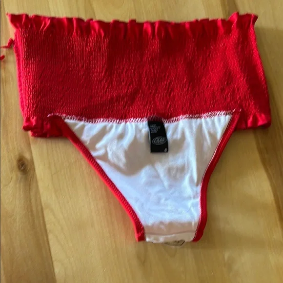 Cider Vibrant Red Ruffle Bikini Set - Picture 6 of 7